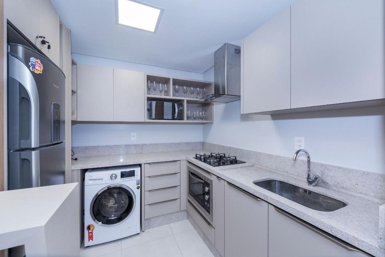 Adra 106 - Apartamento No Centro De Bombinhas - Rooftop Com Piscina E Academia - A Poucos Metros Da Praia - Экстерьер фото