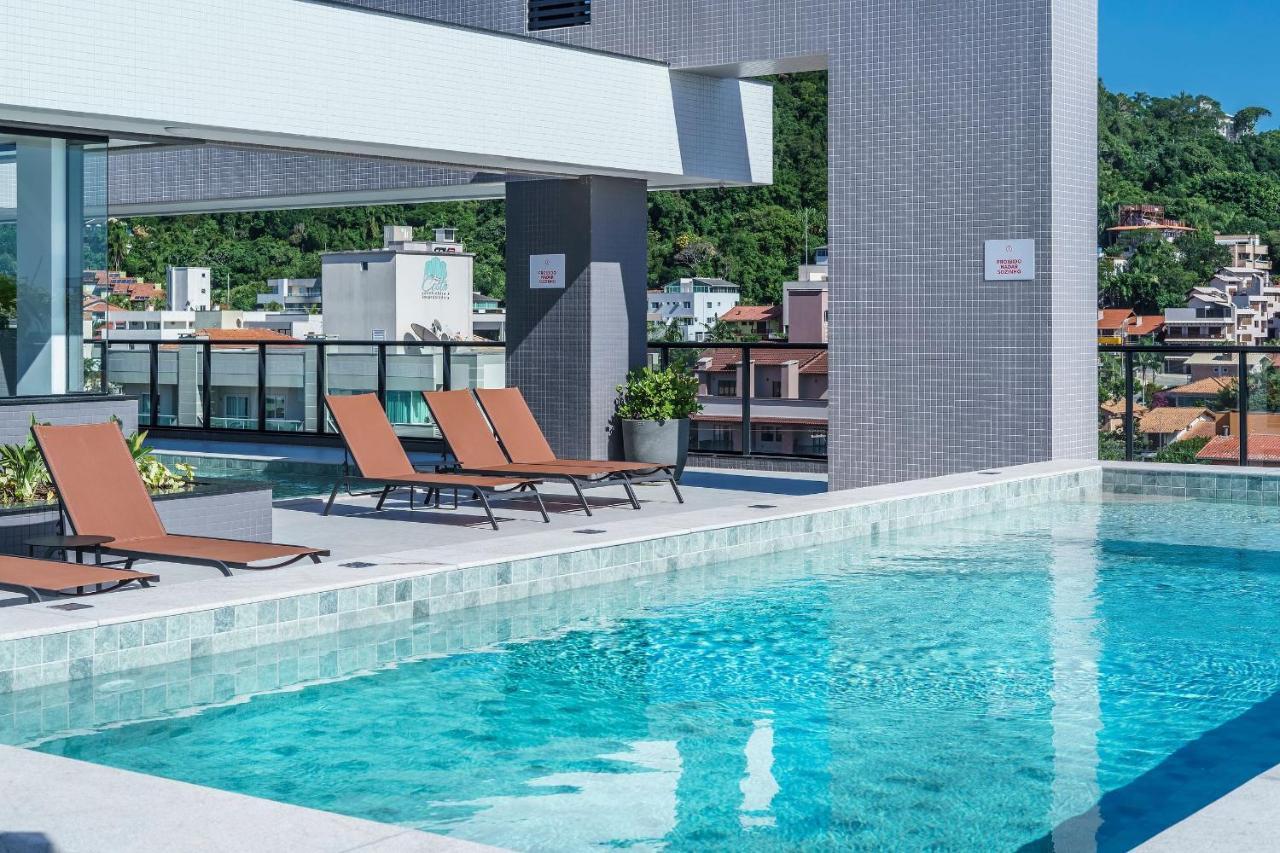 Adra 106 - Apartamento No Centro De Bombinhas - Rooftop Com Piscina E Academia - A Poucos Metros Da Praia - Экстерьер фото
